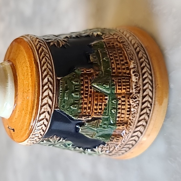 Vintage 1950s Chateau Frontenac Ceramic Bell - Picture 3 of 7